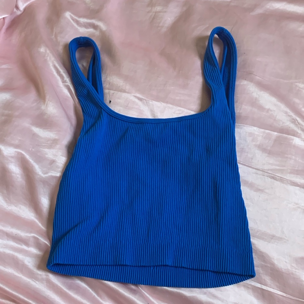 Blue ribbed crop top